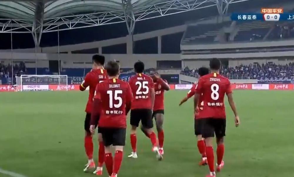 16, 升班马逆袭传统豪强爆冷门  