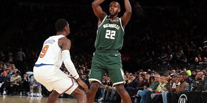  字母哥暴扣统治攻防雄鹿轻取尼克斯延续强势