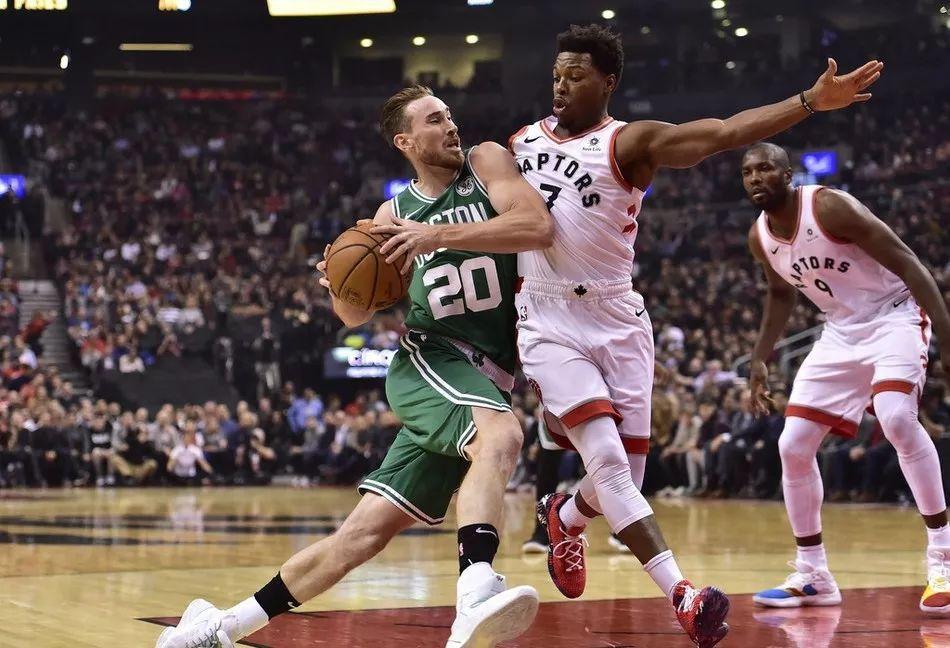  杰伦布朗砍30分绿军轻取魔术锁定东部第二位置  